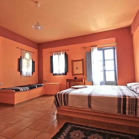 Merovigla Apartahotel Imerovigli (Santorini)