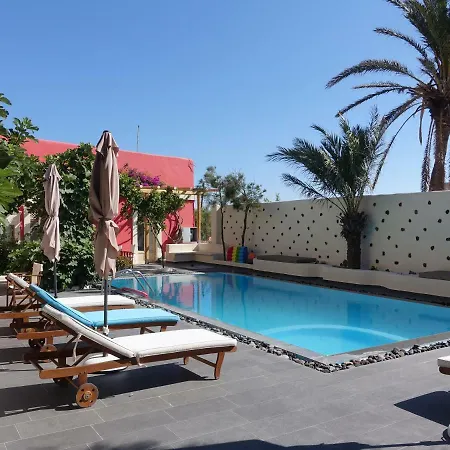 Merovigla Apartahotel