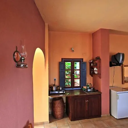 Merovigla Aparthotel Imerovigli (Santorini)